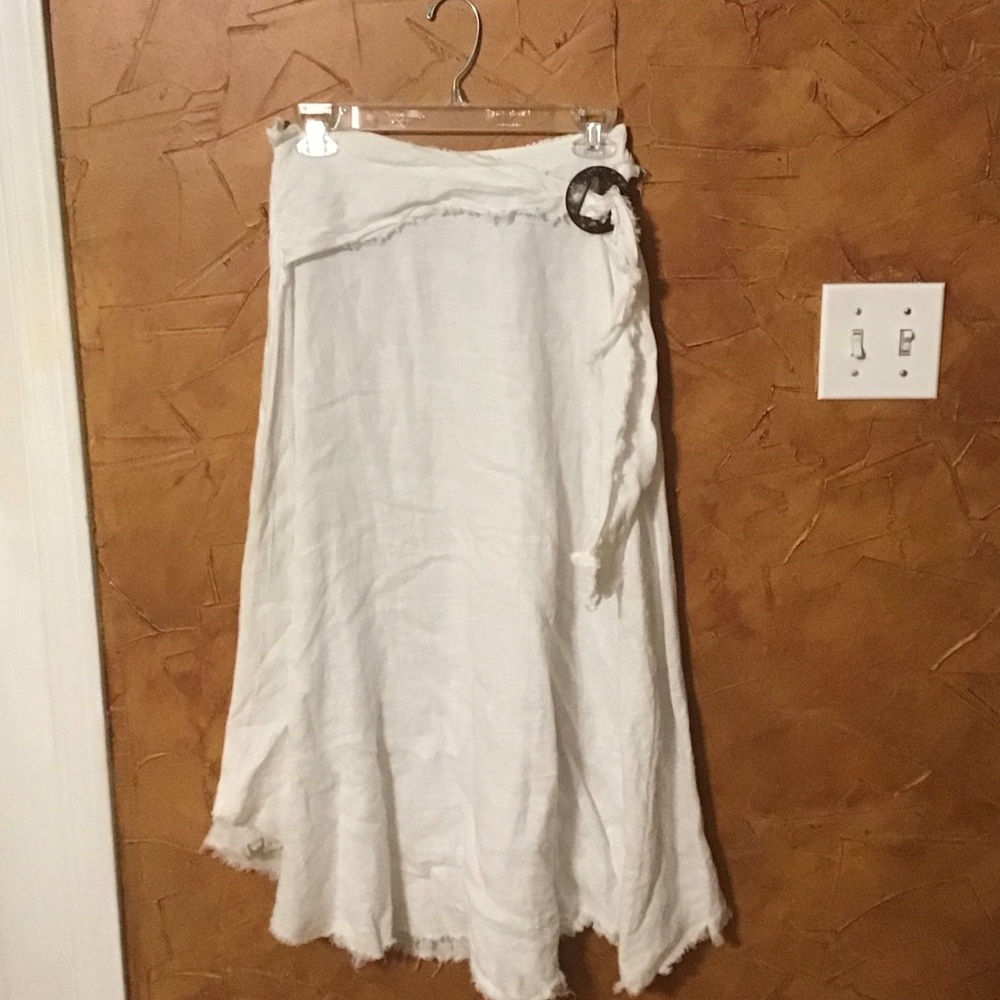 Beautiful boho skirt with elastic band and adjustable belt